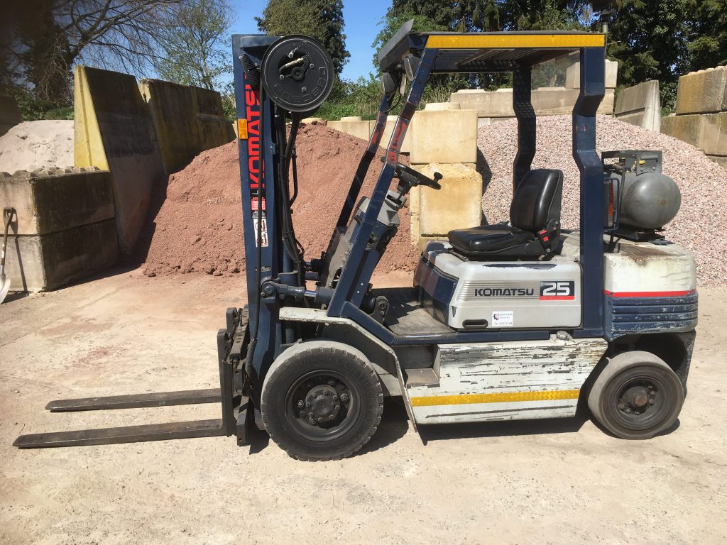 Komatsu FG2511 Swinkels Machinery